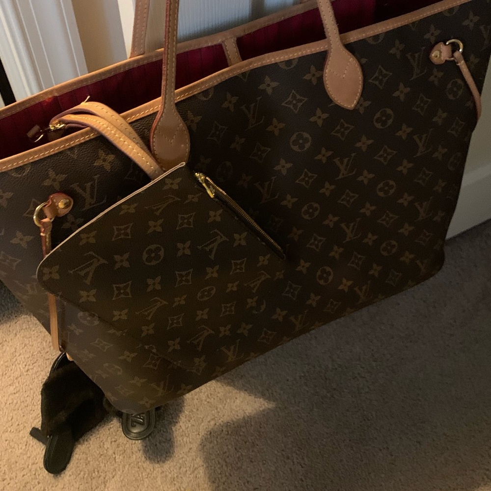 Louis Vuitton Never Full Tote